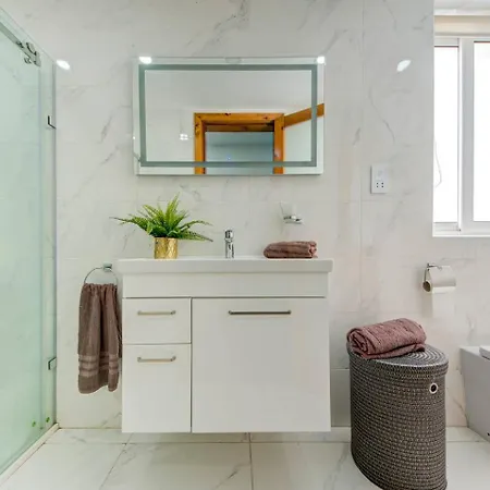 Penthouse 279 * Hamrun
