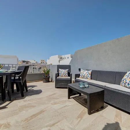 Apartment Penthouse 279 *